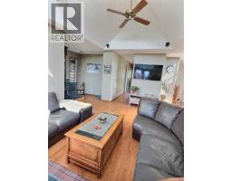 Bedroom - 800 Connaught Drive, Jasper, AB T0E1E0 Photo 4