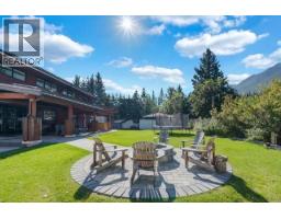 Kitchen - 115 Spray Avenue, Banff, AB T1L1A1 Photo 4