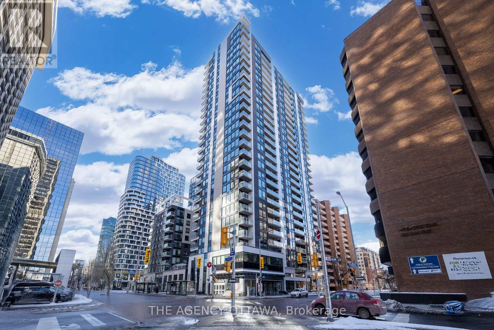 305 340 Queen Street