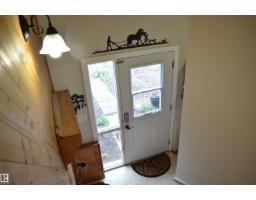 Family room - 14123 Twp Rd 404, Rural Flagstaff County, AB T0B1N0 Photo 4