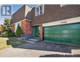 1900 Southampton Court, Image 3