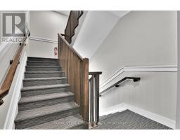 32 1030 D Beryl Private, Image 2