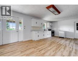 Eating area - 10350 Richardson Sideroad, Tilbury West, ON N0P1J0 Photo 4