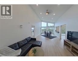 Family room - 2087 Pioneer Hill Dr, Port Mcneill, BC V0N2R0 Photo 4