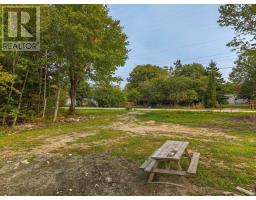 26 North Burke Road, Image 2