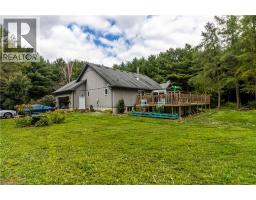 Laundry room - 1048 Norfolk County Road 28 Road, Frogmore, ON N0E1G0 Photo 3