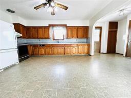 244 Centennial Crescent, Melita, MB R0M1L0 Photo 4