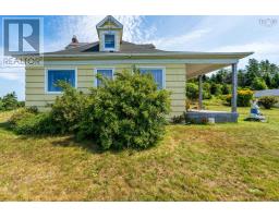 Bath (# pieces 1-6) - 2504 Highway 1, Darlings Lake, NS B5A4A5 Photo 4