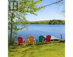 Bath (# pieces 1-6) - 5232 Highway 340, Forest Glen, NS B5A5P9 Photo 2