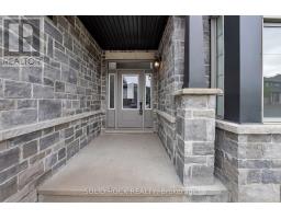 92 Esban Drive, Image 3