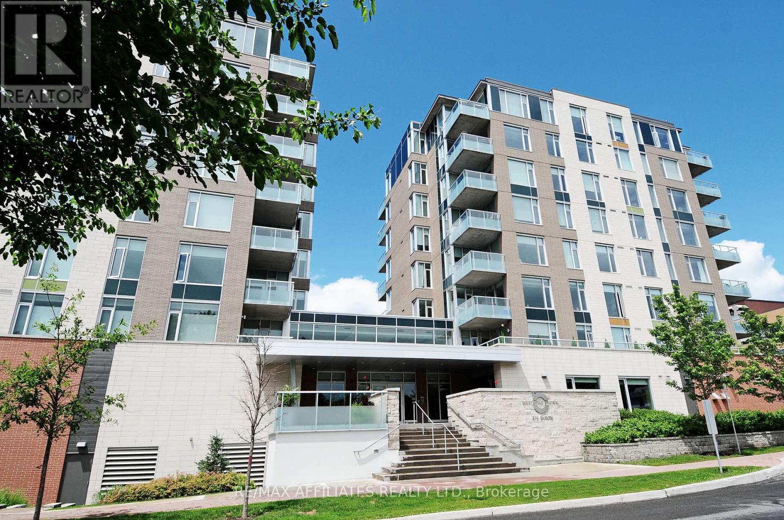 407 575 Byron Avenue