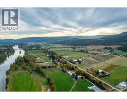 Bedroom - 128 Grindrod Westside Road, Grindrod, BC V0E1Y0 Photo 2