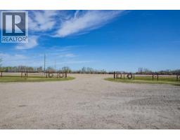 233055 922 Township, Image 2