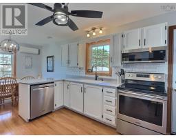 Dining room - 12779 2 Highway, Lower Onslow, NS B6L5E7 Photo 2