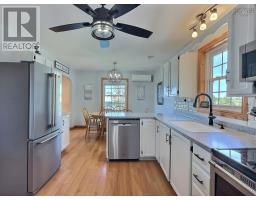 Living room - 12779 2 Highway, Lower Onslow, NS B6L5E7 Photo 3
