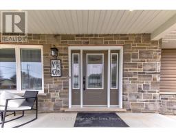 42 John Street, Morris Turnberry, ON N0G1E0 Photo 5