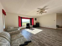 4 Meadows Road, The Pas, MB R9A1K6 Photo 5