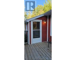 Bedroom 2 - 10175 Highway 41 Highway, Addington Highlands, ON K0H1Z0 Photo 2