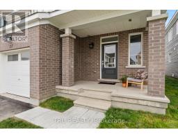 517 Oldenburg Avenue, Image 2