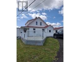 Bath (# pieces 1-6) - 2633 Highway 206, Arichat, NS B0E1A0 Photo 3