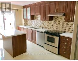 Family room - Main And Upper Floors 659 Thamesford Terrace, Mississauga, ON L5R2B8 Photo 5