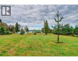 Bedroom - 6020 Mine Rd, Port Mcneill, BC V0N2R0 Photo 3