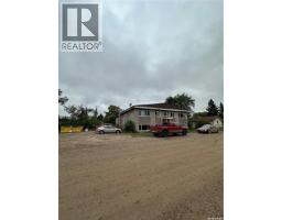 113 3rd Street E, St Walburg, SK S0M0E2 Photo 4