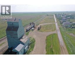 849 815 Railway Ave, Brant, AB T0L0L0 Photo 3