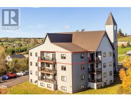 Bath (# pieces 1-6) - 403 19719 Rte 2, Hunter River, PE C0A1N0 Photo 4