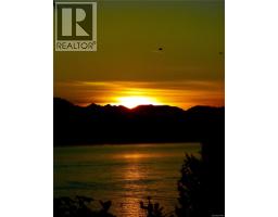 3 2nd St, Sointula, BC V0N3E0 Photo 2