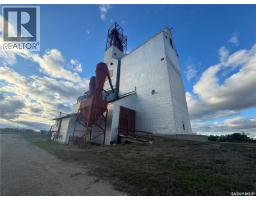 620 Railway Avenue, Image 3