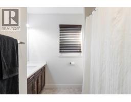 Media - 721 11 Street Se, Salmon Arm, BC V1E1R3 Photo 5