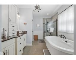 Family room - 10504 103 Av, Morinville, AB T8R0E7 Photo 4