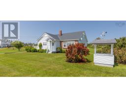 Laundry room - 926 Highway 304, Overton, NS B5A5G7 Photo 3