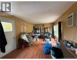 Living room - 6040 Rte 134, Bouctouche, NB E4S4A4 Photo 5