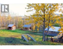 Eating area - 14440 Jarman Road, Topley, BC V0J1Z2 Photo 3