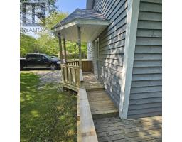 Living room - 202 Saunders Road, Deerfield, NS B5A5N6 Photo 3