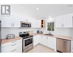 Bath (# pieces 1-6) - 43 Belliveau Lake Estates Road, Belliveaus Cove, NS B0W1J0 Photo 5