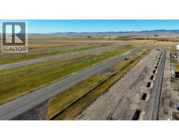 33 Lancaster Drive, Claresholm, AB T0L0T0 Photo 3