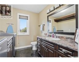 3pc Ensuite bath - Mcconnel Road Acreage On 10 Acres, Blucher Rm No 343, SK S0K1M0 Photo 5