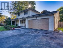 Bedroom - 3563 Harvard Avenue, Niagara Falls, ON L2J3C6 Photo 2