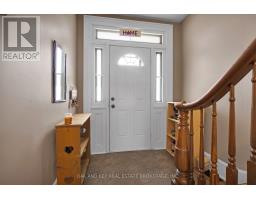 Kitchen - 1 Prince Street, Lambton Shores, ON N0N1J0 Photo 4