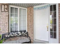 Family room - 153 Cordgrass Crescent, Brampton, ON L6R2A1 Photo 4