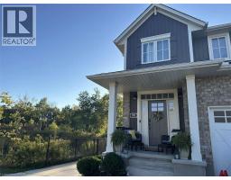 Full bathroom - 30 Livingston Drive, Tillsonburg, ON N4G0J3 Photo 2