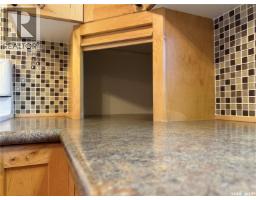 Bedroom - 127 Broadway Street, Foam Lake, SK S0A1A0 Photo 5