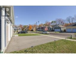 Bedroom 3 - 45 Stother Crescent, Bracebridge, ON P1L0G2 Photo 3