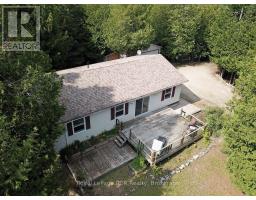 Bathroom - 323 East Road, Northern Bruce Peninsula, ON N0H1W0 Photo 5