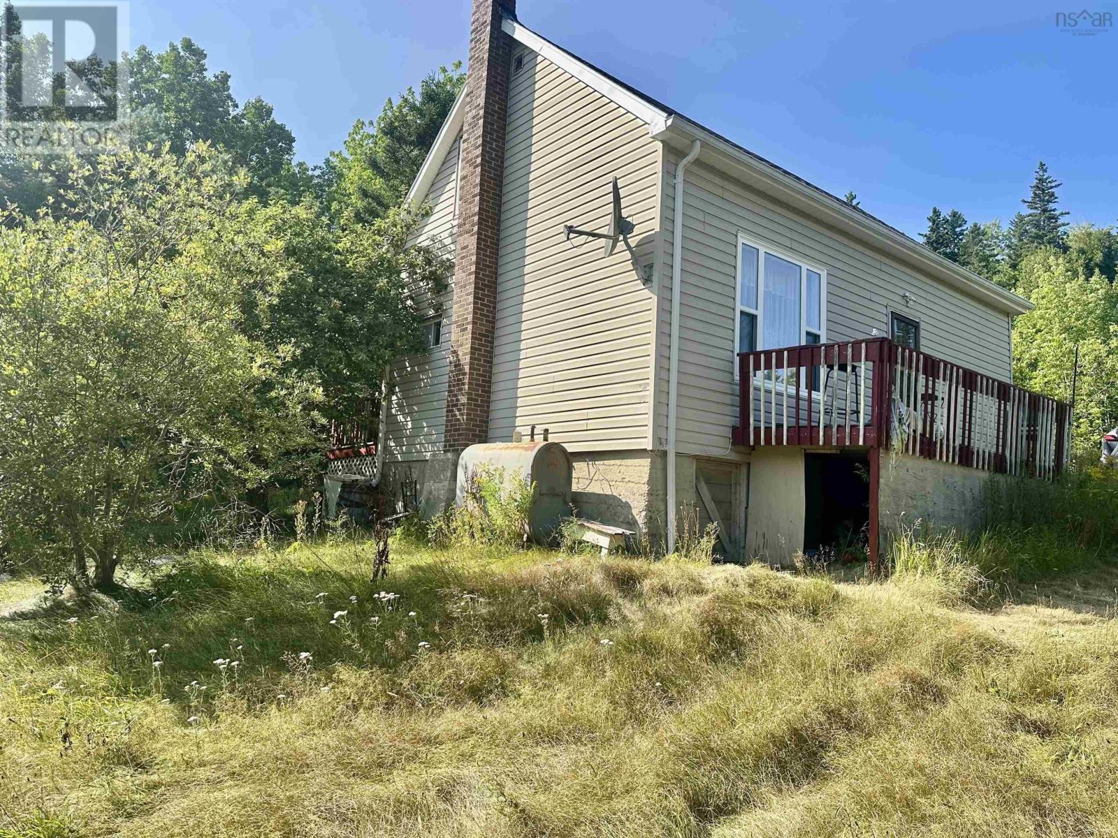 1316 Strathlorne Scotsville Road