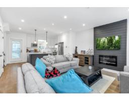 2 32970 Tunbridge Avenue, Mission, BC V2V0J9 Photo 4