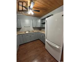 Living room - 203 Prouse Street, Kelvington, SK S0A1W0 Photo 4